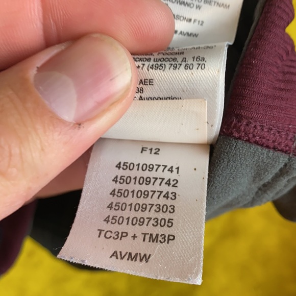 The North Face Burgundy Flight Series Jacket sz L - Picture 15 of 15